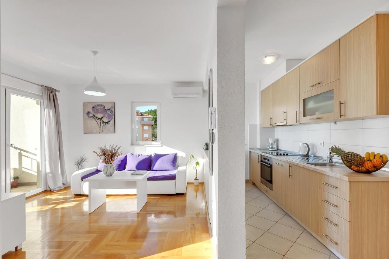Apartments Santric - The Hill Μακάρσκα Εξωτερικό φωτογραφία
