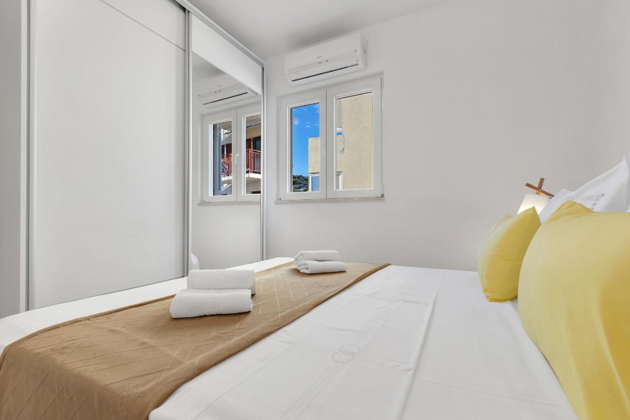 Apartments Santric - The Hill Μακάρσκα Εξωτερικό φωτογραφία